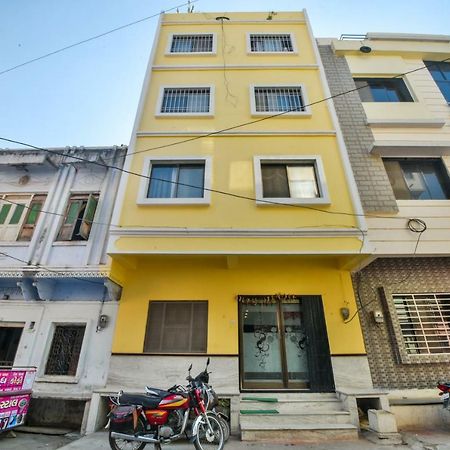 Hotel Vinayaka Nāthdwāra 외부 사진