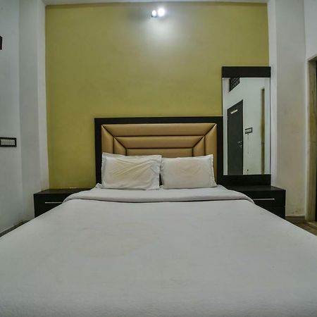 Hotel Vinayaka Nāthdwāra 외부 사진
