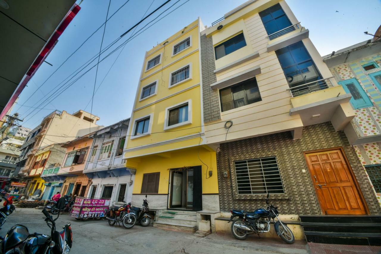 Hotel Vinayaka Nāthdwāra 외부 사진