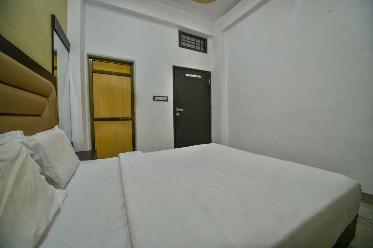 Hotel Vinayaka Nāthdwāra 외부 사진