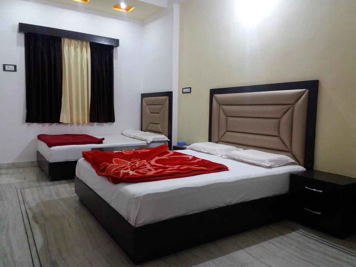 Hotel Vinayaka Nāthdwāra 외부 사진