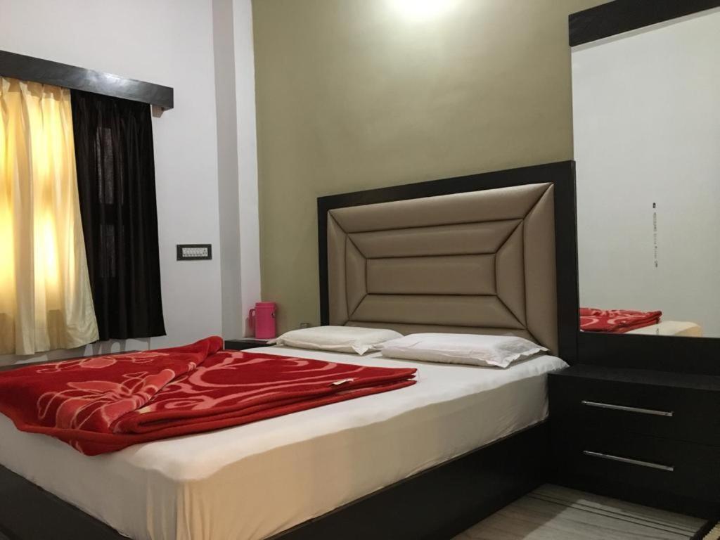 Hotel Vinayaka Nāthdwāra 외부 사진